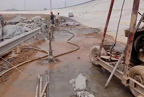 潜江公路钻孔施工